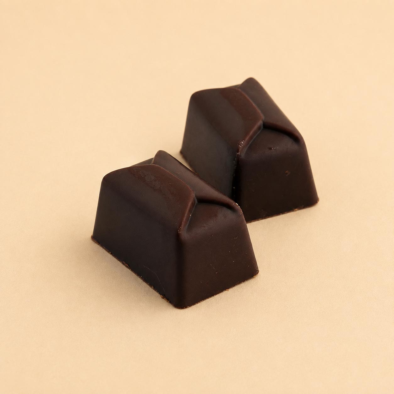 Choco Biscuit PCs with Dark Cream