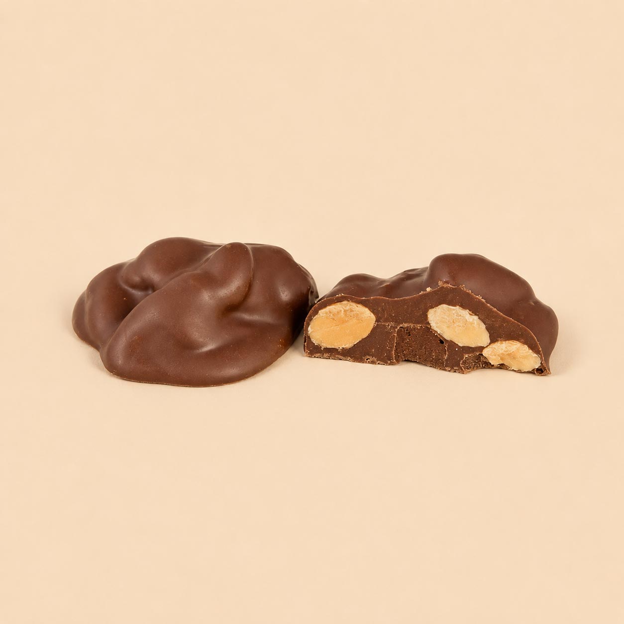 ALMOND ROCHER (Milk Chocolate with whole almonds)