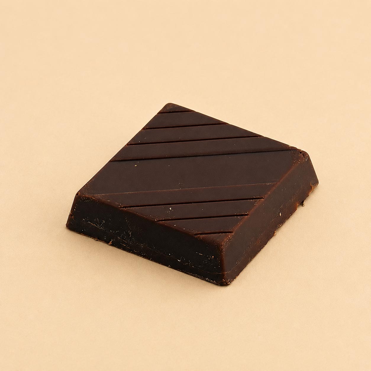 Hazelnut Cream with Crushed Wafer PCs Nuts